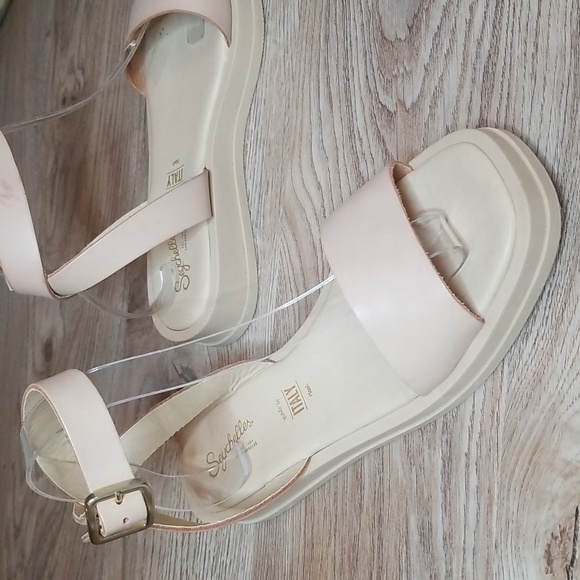Seychelles Shoes - Seychelles Note To Self Anthropologie Womens Open Toe Ankle Wrap Flat Tan Sandal